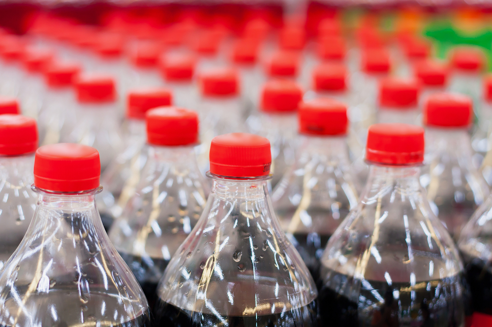 Les bouchons solidaires des bouteilles de Coca-Cola arrivent en magasin