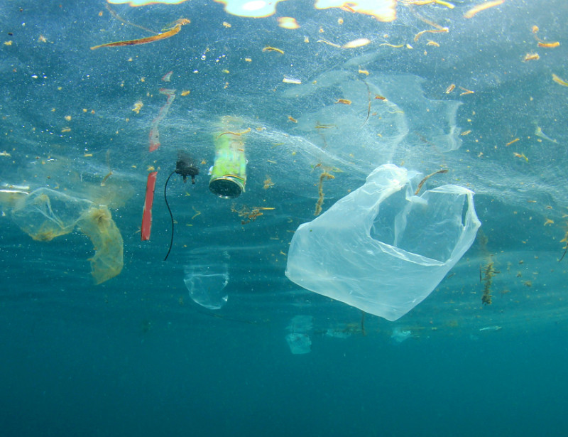  Pollution  plastique une ONG imagine des drones sous 