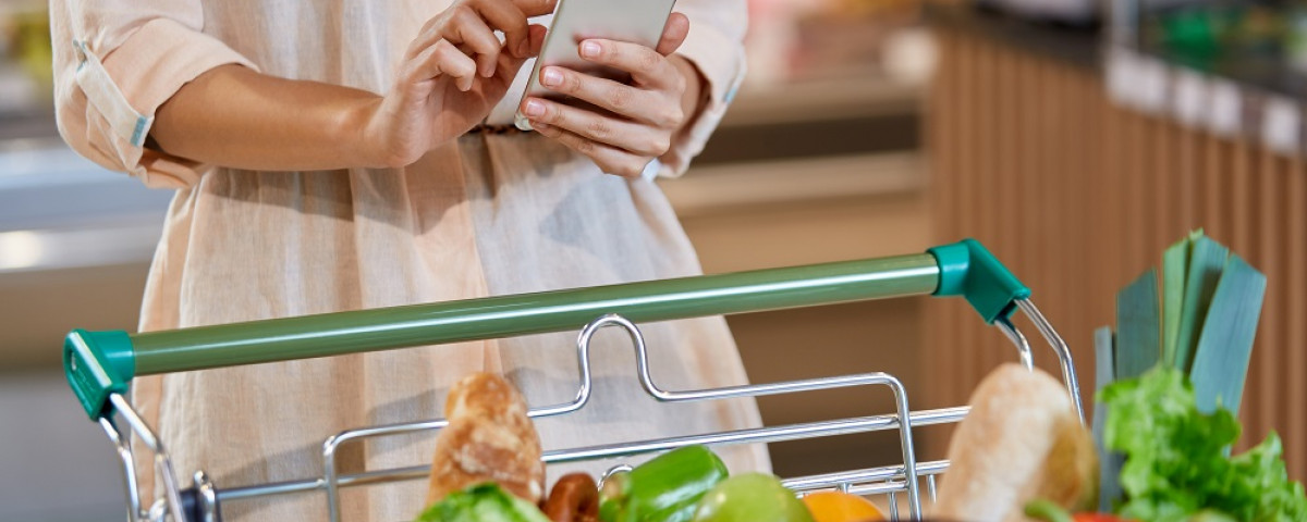 Trois applis pour des courses alimentaires plus responsables